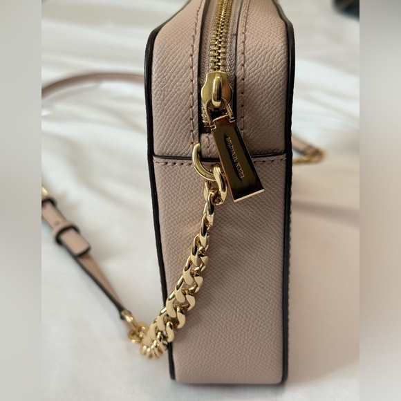 MICHEAL KORS Large Leather Jet Set East West Crossbody, Soft Pink/Gold - Picture 5 of 11